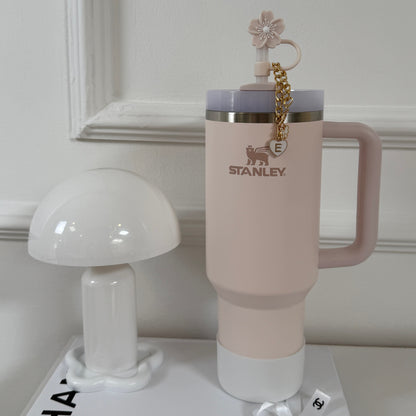 Letra Mariposa Blanca