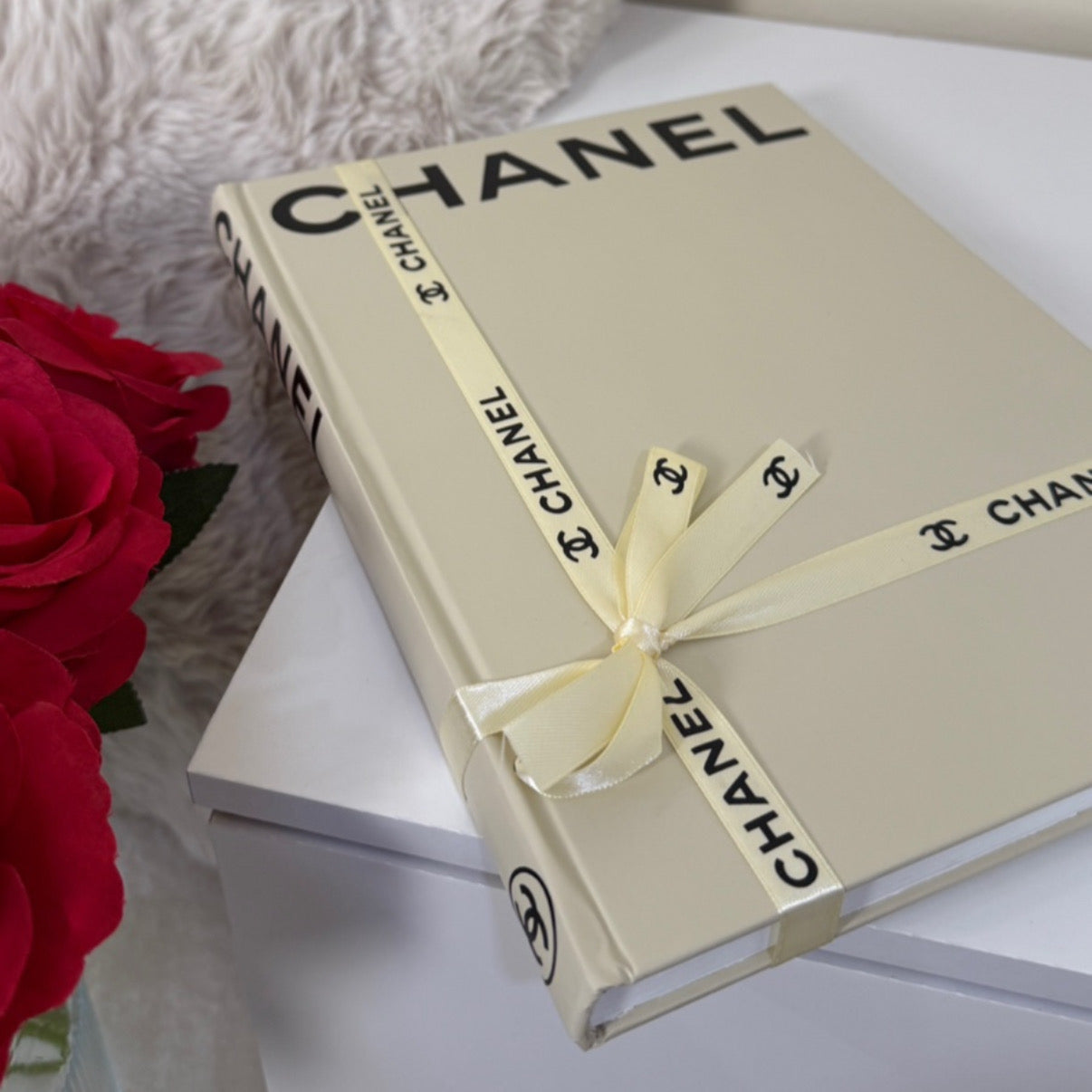 Libro Decorativo Chanel
