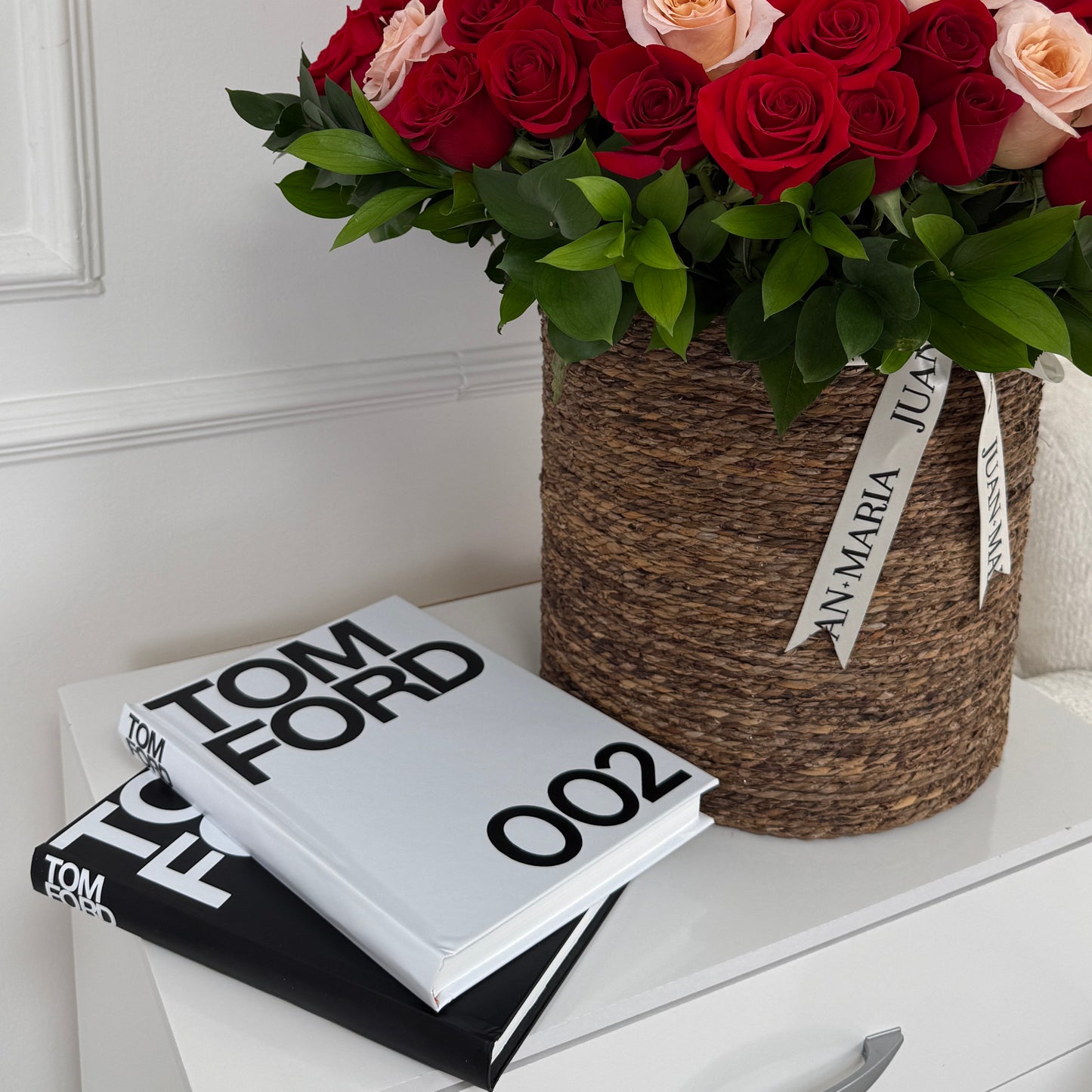 Libro Decorativo Artesanal Tom Ford