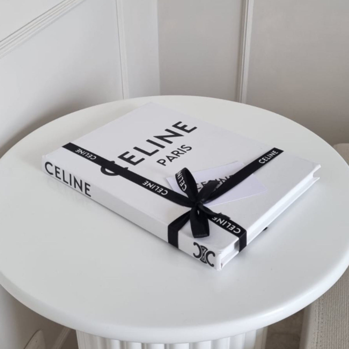 Libro Decorativo Celine Paris