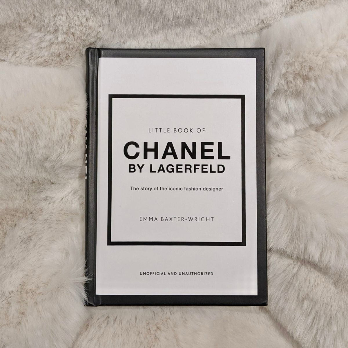 Libro Colección Chanel By Lagerfeld
