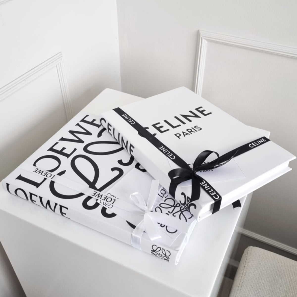 Libro Decorativo Celine Paris